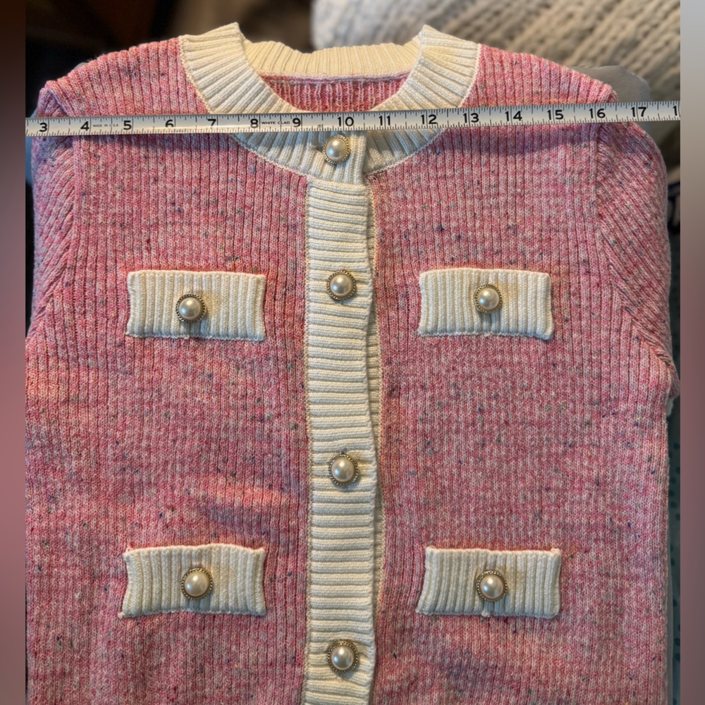 Women's Sweater - Picture 6 of 16